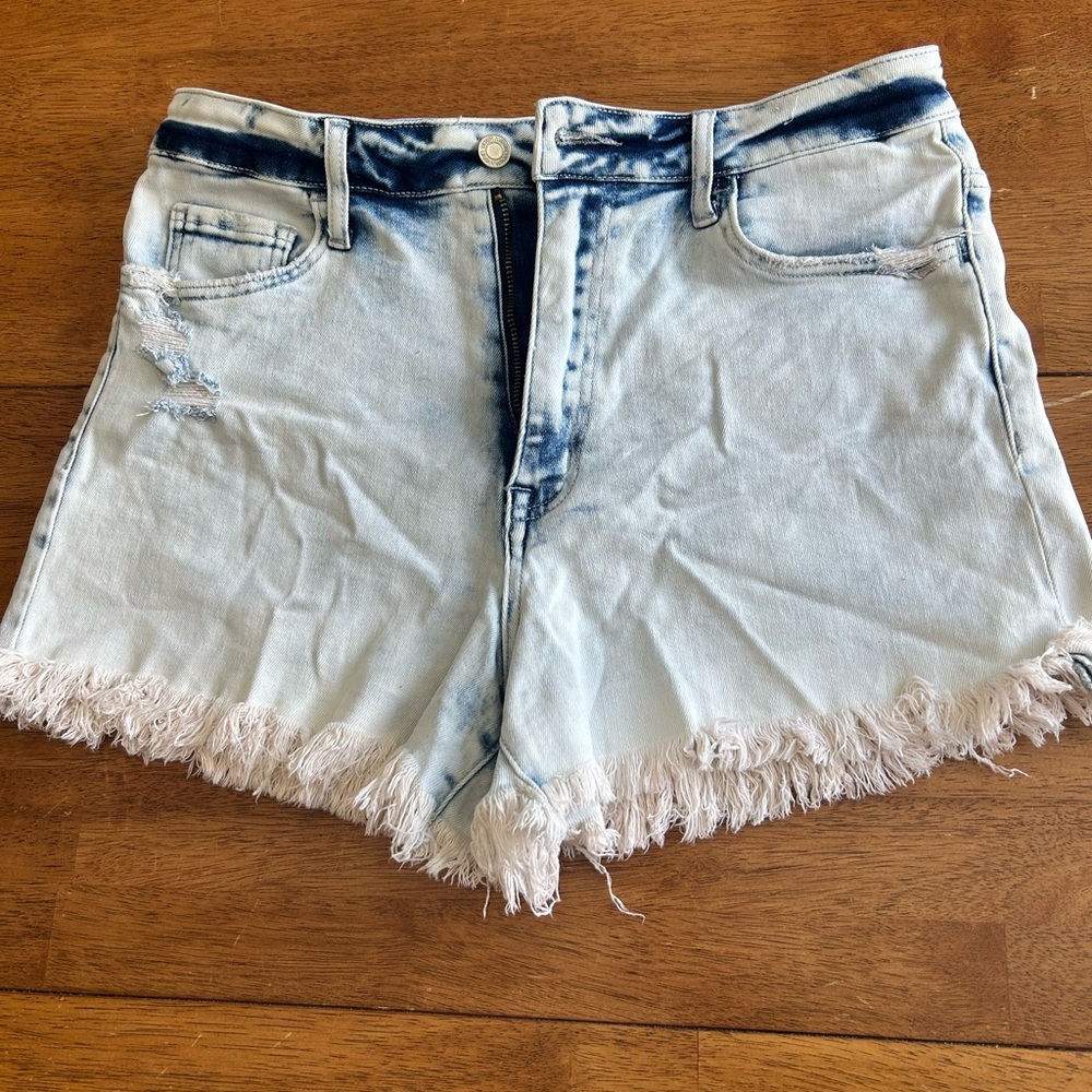Vervet raw hem denim shorts